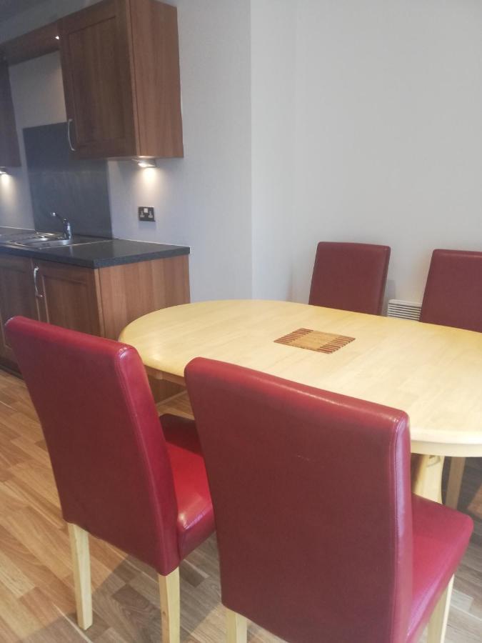 Stunning Waterfront Western Harbour Apartment Единбург Екстериор снимка