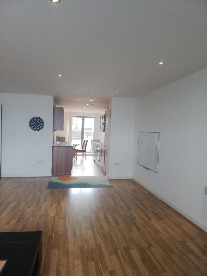 Stunning Waterfront Western Harbour Apartment Единбург Екстериор снимка